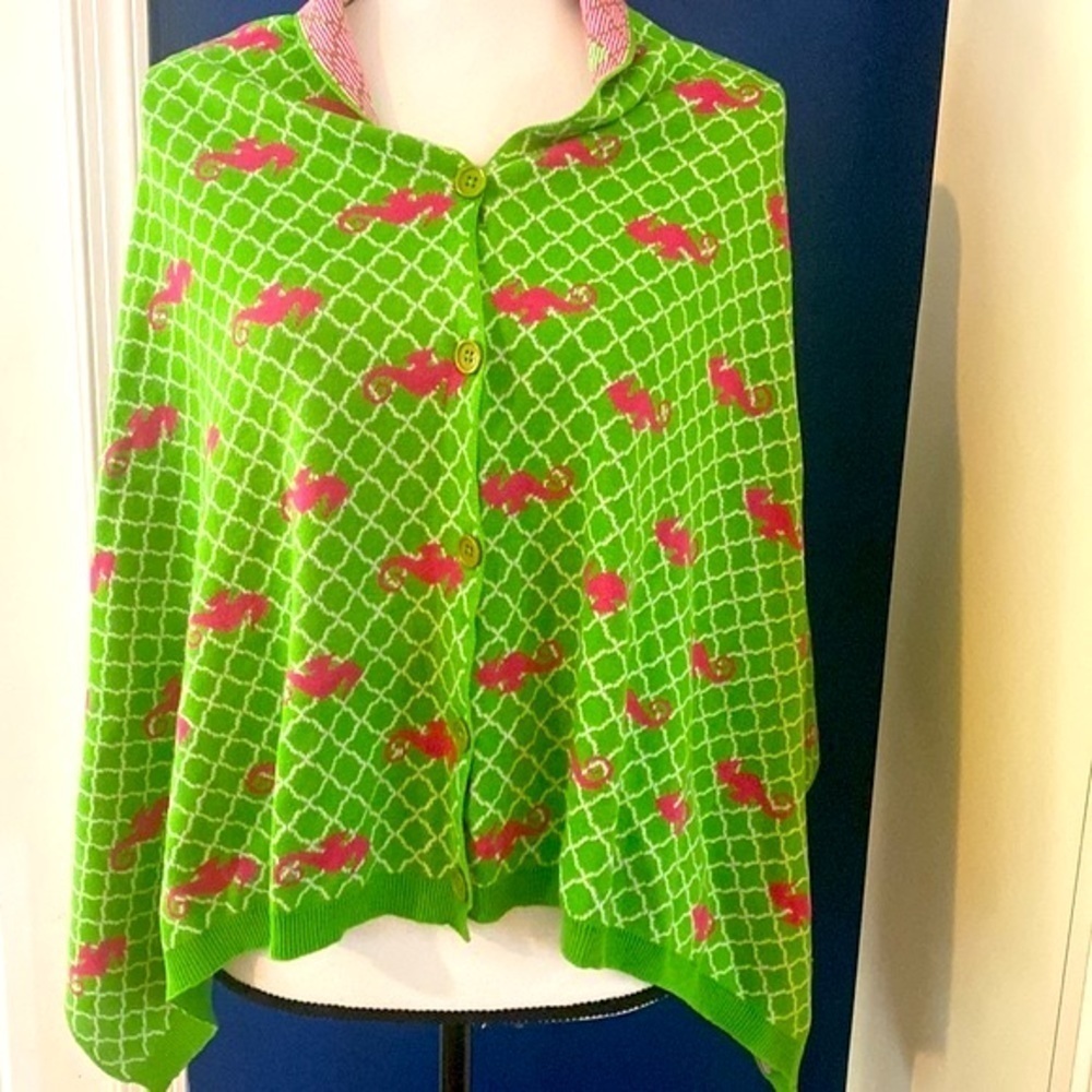 Women’s Top It Off Green, Pink & White Seahorse & Lattice Print Poncho-Size M